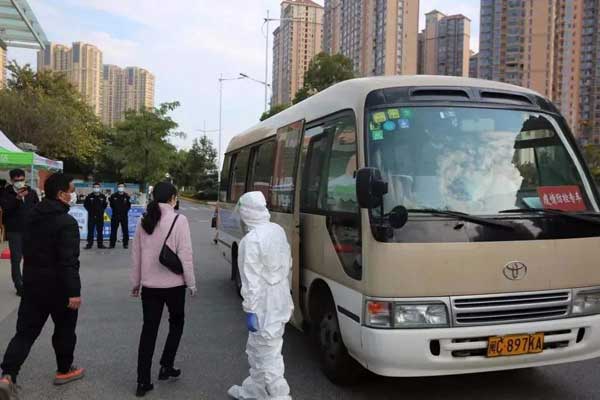 深圳班車接送:疫情返潮?鴻鳴深圳通勤班車為您安全護航!